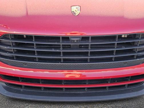 2021 Porsche Macan Macan