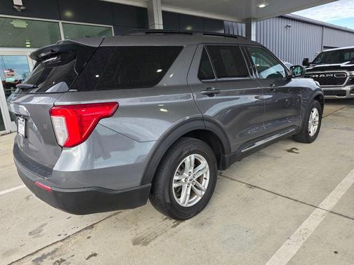 Carbonized Gray Metallic 2024 Ford Explorer XLT