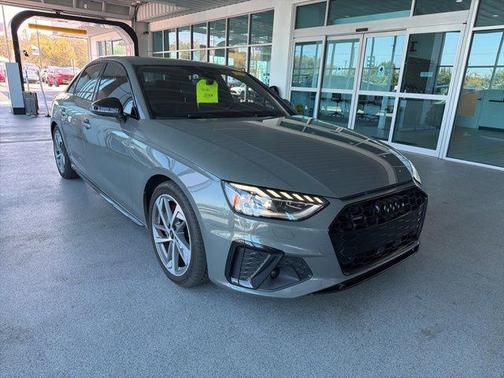 2023 Audi A4 Prestige 45 TFSI S line quattro S tronic