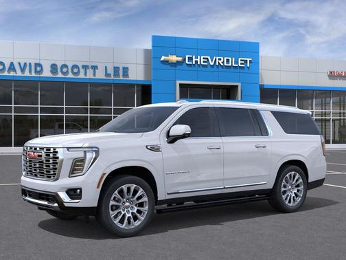 Glacier White Tricoat 2026 GMC Yukon XL Denali
