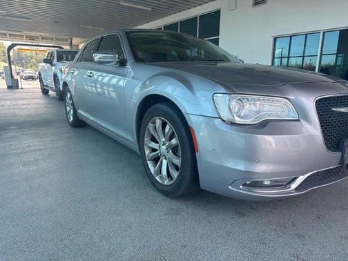 2018 Chrysler 300 Limited