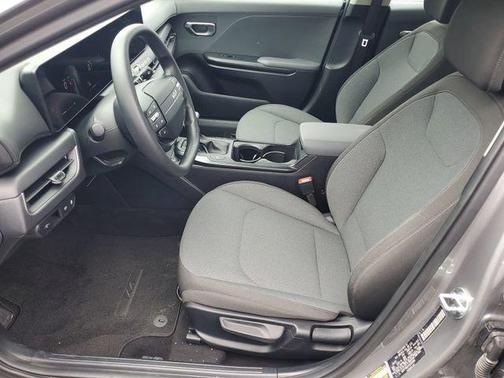 Steel Gray 2025 Kia K4 LXS