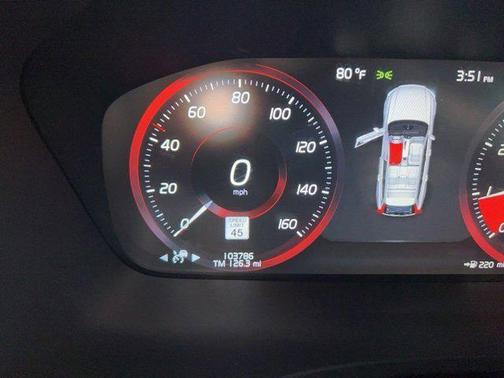 2020 Volvo V90 Cross Country T6