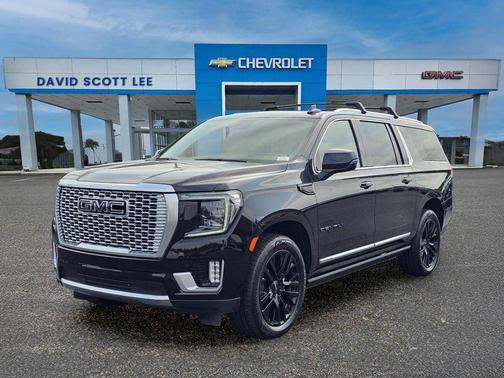 Onyx Black 2023 GMC Yukon XL Denali