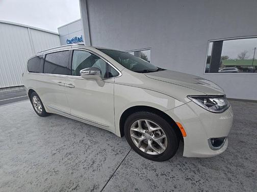2019 Chrysler Pacifica Limited