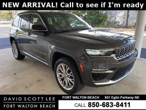 2022 Jeep Grand Cherokee Summit