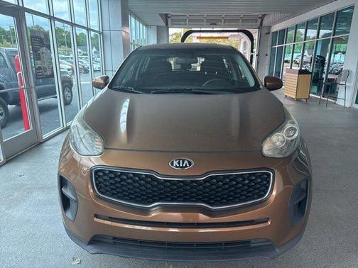 Burnished Copper 2017 Kia Sportage LX