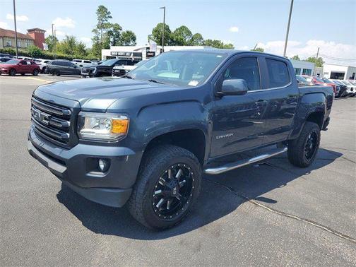 2020 GMC Canyon SLE