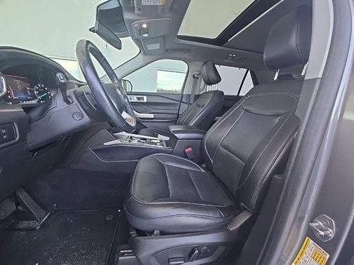 Carbonized Gray Metallic 2021 Ford Explorer Limited