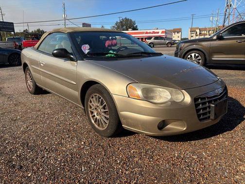 2004 Chrysler Sebring Base
