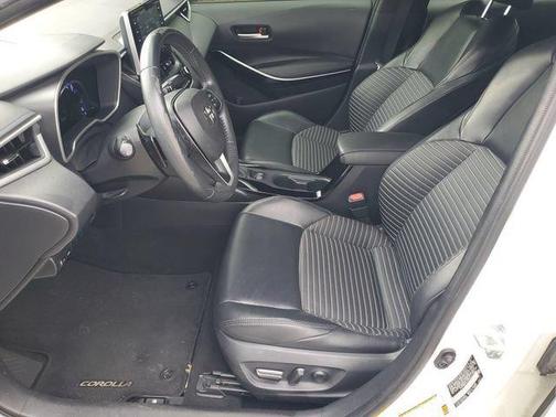 White 2020 Toyota Corolla XSE