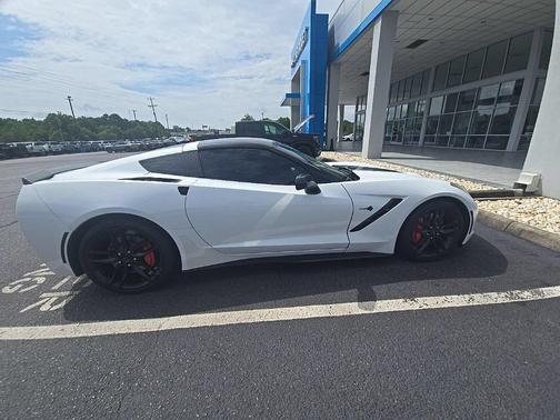 Arctic White 2016 Chevrolet Corvette Stingray Z51