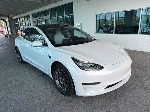 2020 Tesla Model 3 Long Range