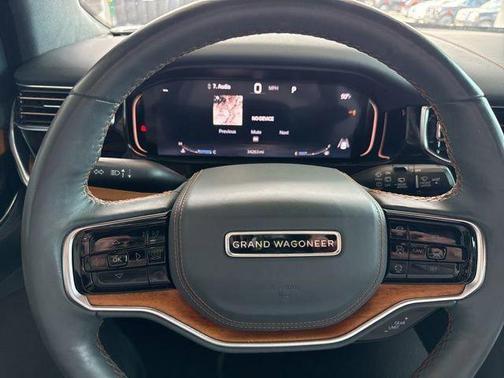 Silver Zynith 2022 Jeep Grand Wagoneer Series III 4x4