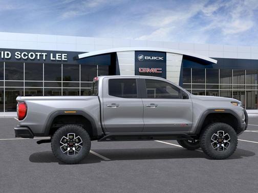 2025 GMC Canyon AT4