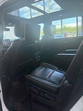 2021 GMC Yukon 4WD AT4