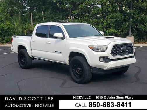 Super White 2018 Toyota Tacoma SR5