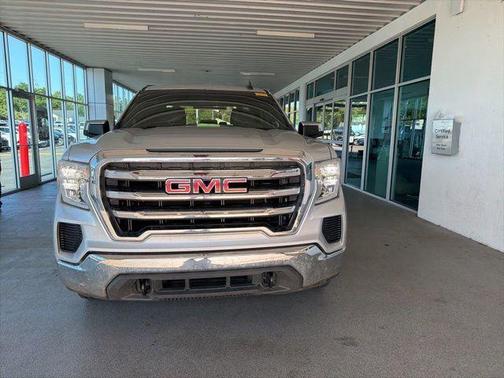 Quicksilver Metallic 2021 GMC Sierra 1500 SLE