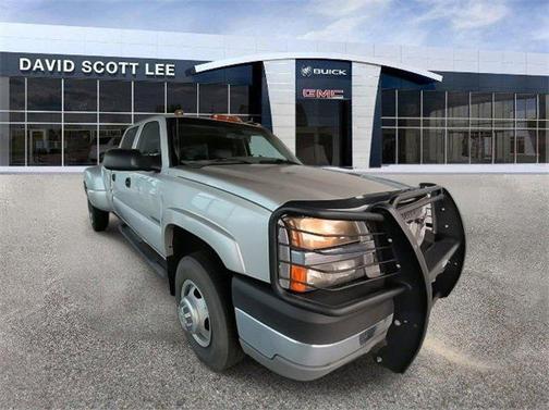 2004 Chevrolet Silverado 3500 LT Crew Cab