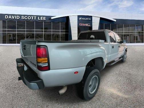 2004 Chevrolet Silverado 3500 LT Crew Cab