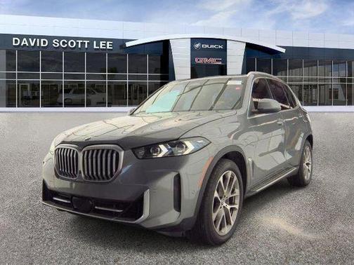 Gray 2025 BMW X5 xDrive40i