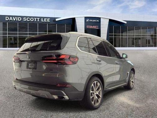 Gray 2025 BMW X5 xDrive40i