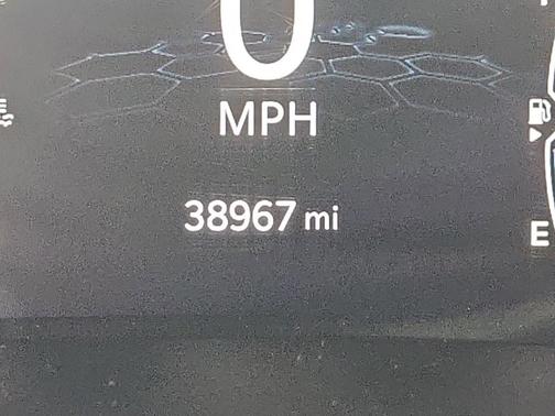 Diamond Black Crystal Pearlcoat 2023 Jeep Compass Latitude