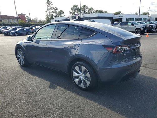 2023 Tesla Model Y Long Range Dual Motor All-Wheel Drive