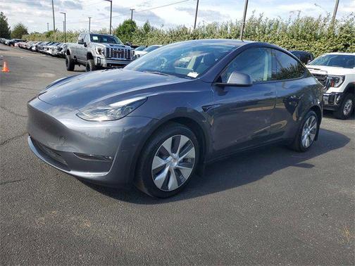2023 Tesla Model Y Long Range Dual Motor All-Wheel Drive