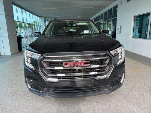 Ebony Twilight Metallic 2024 GMC Terrain AWD AT4