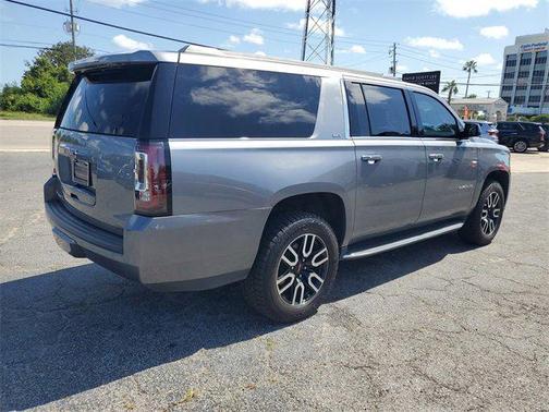 2020 GMC Yukon XL SLT
