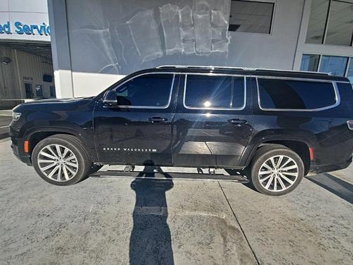 2023 Jeep Grand Wagoneer L 4x4