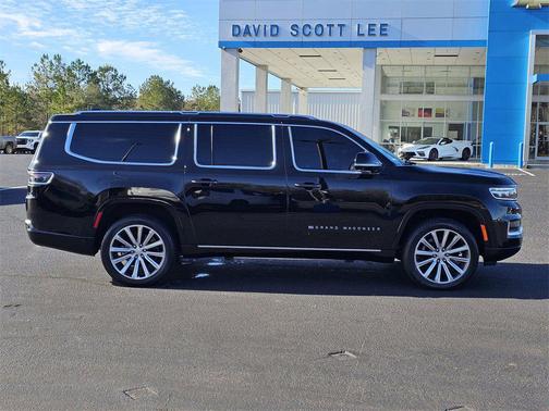 2023 Jeep Grand Wagoneer L 4x4