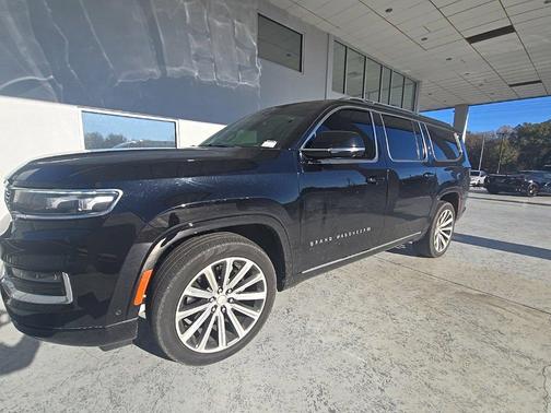 2023 Jeep Grand Wagoneer L 4x4