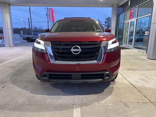 2022 Nissan Pathfinder SV 2WD