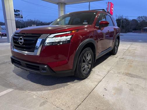 2022 Nissan Pathfinder SV 2WD