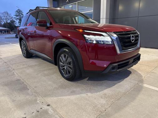 2022 Nissan Pathfinder SV 2WD