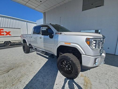 2023 GMC Sierra 2500 Denali