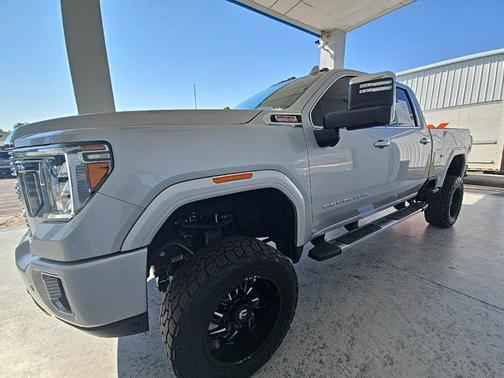 2023 GMC Sierra 2500 Denali