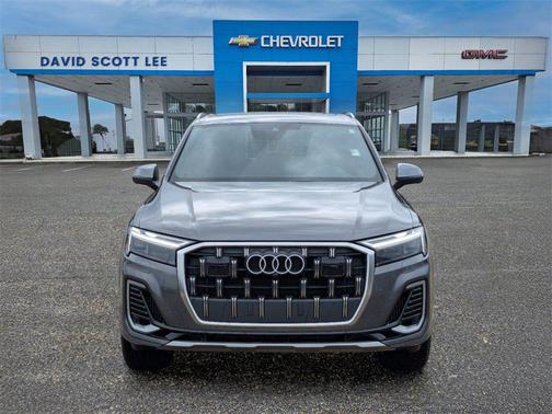 2025 Audi Q7 55 Premium Plus
