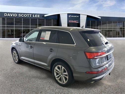 2025 Audi Q7 55 Premium Plus