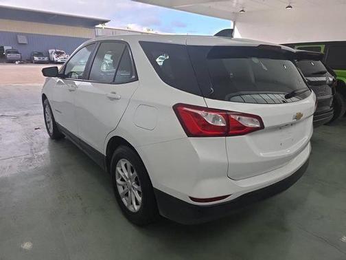 Summit White 2020 Chevrolet Equinox LS