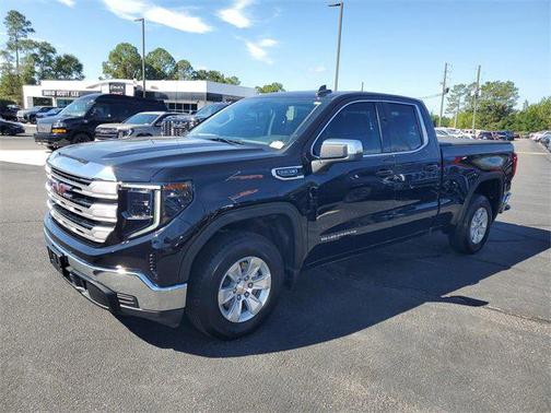 2023 GMC Sierra 1500 SLE