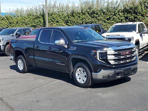 2023 GMC Sierra 1500 SLE
