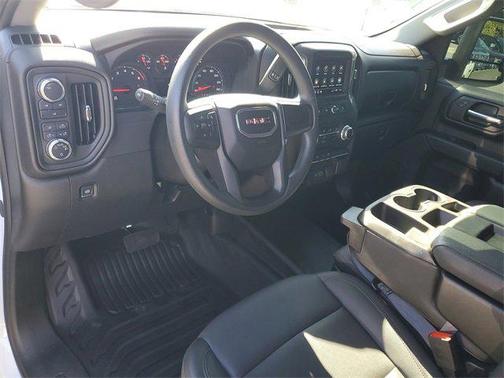 2025 GMC Sierra 2500 Base