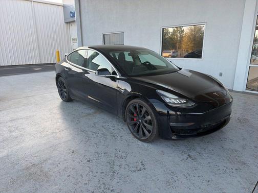 2020 Tesla Model 3 Performance