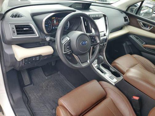 Crystal White Pearl 2019 Subaru Ascent Touring 7-Passenger