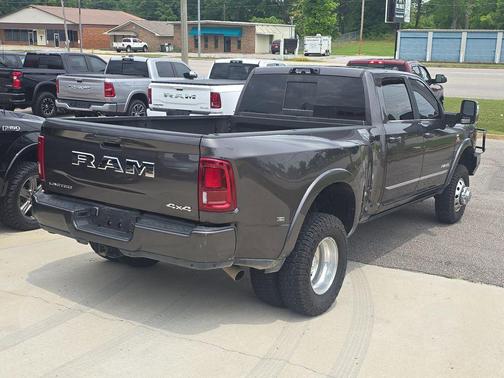 Granite Crystal Metallic Clearcoat 2025 RAM 3500 Limited Crew Cab 4x4 8' Box