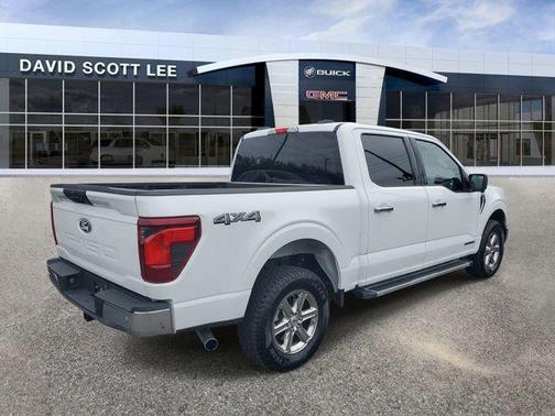 Oxford White 2024 Ford F-150 XLT