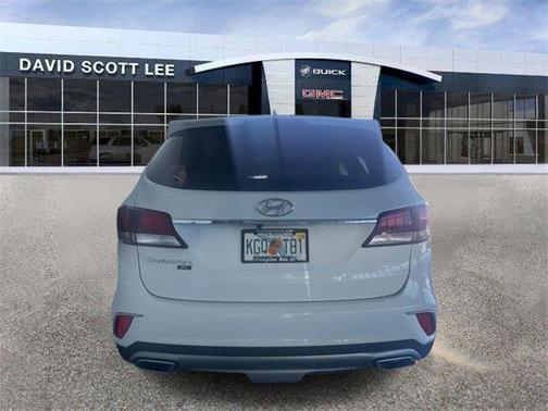 2019 Hyundai Santa Fe XL SE